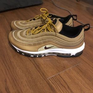 Nike Air Max Metallic Gold Size 11